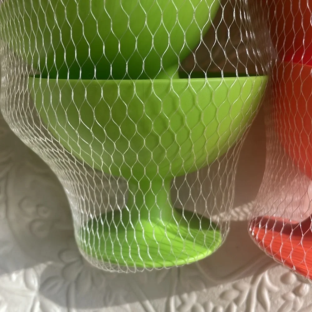 Crate & Barrel Ice Cream Bowls 2 Sets Retro Orange Green Footed 8 Pieces NEW HTF
